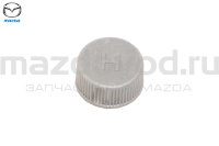Крышка заправочного клапана кондиционера для Mazda CX-3 (DK) (HIGH) (MAZDA) B02H614J6 MAZDOVOD.RU +7(495)725-11-66 +7(495)518-64-44 8(800)222-60-64